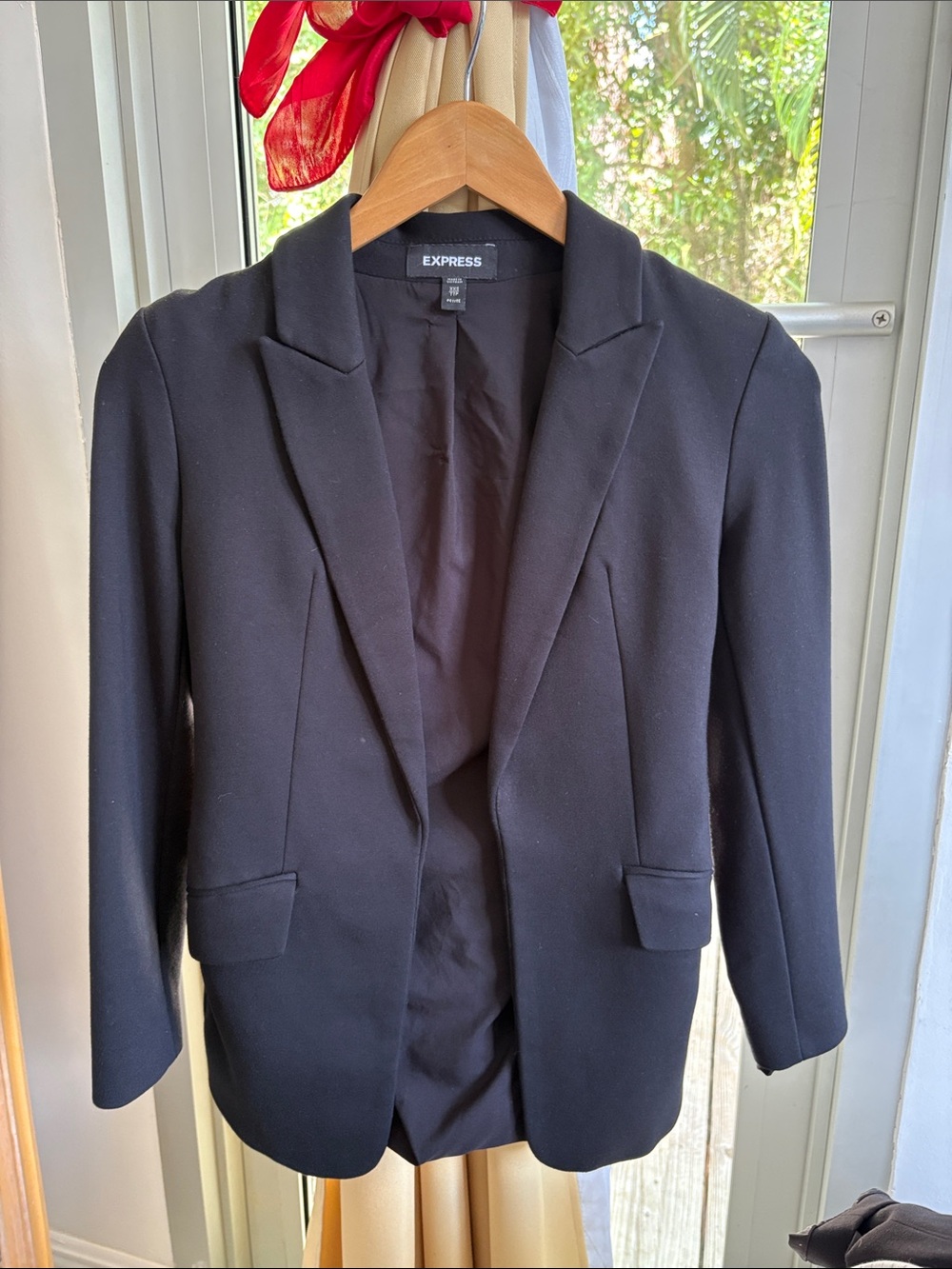 Express Black Women's Tailored Blazer
